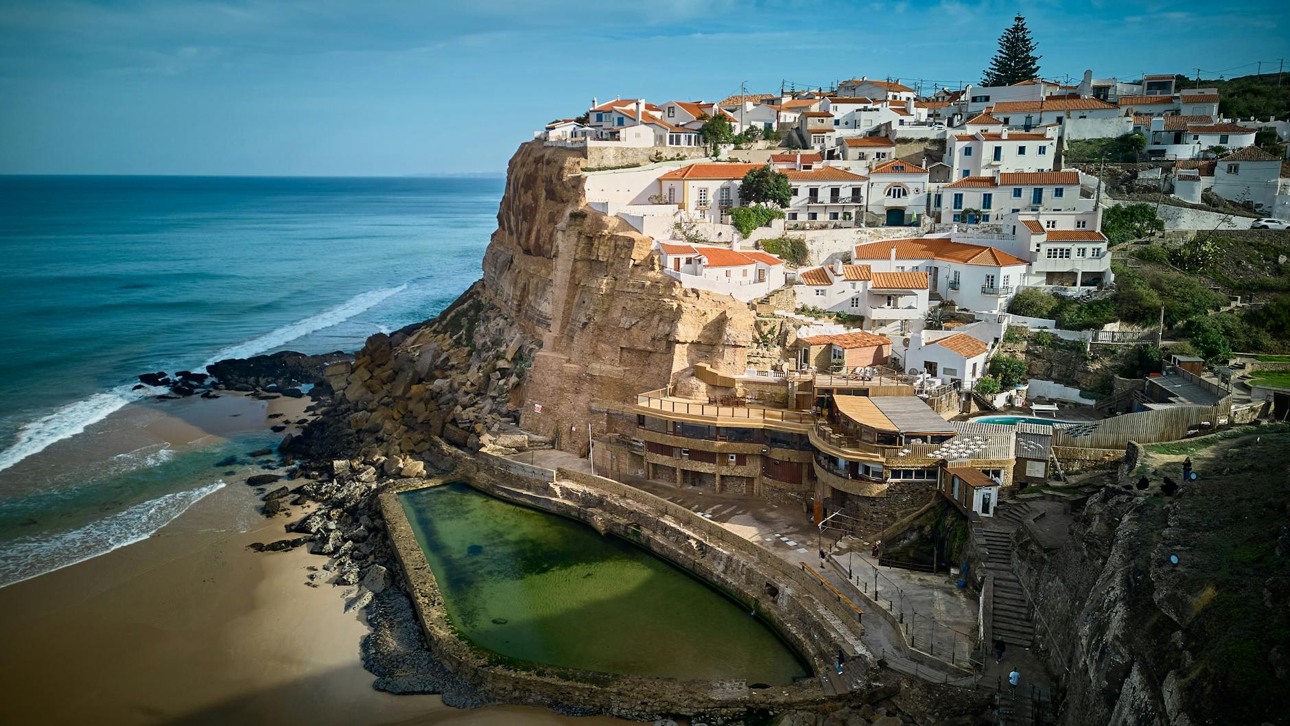 IHG Expands European Luxury Footprint with New Vignette Collection Signing in Portugal