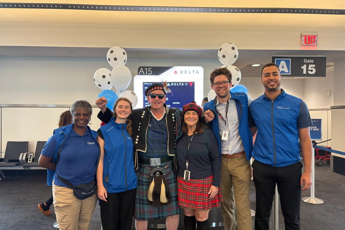 Delta Hosts Scottish Football Fans with Themed Boston Send-Off