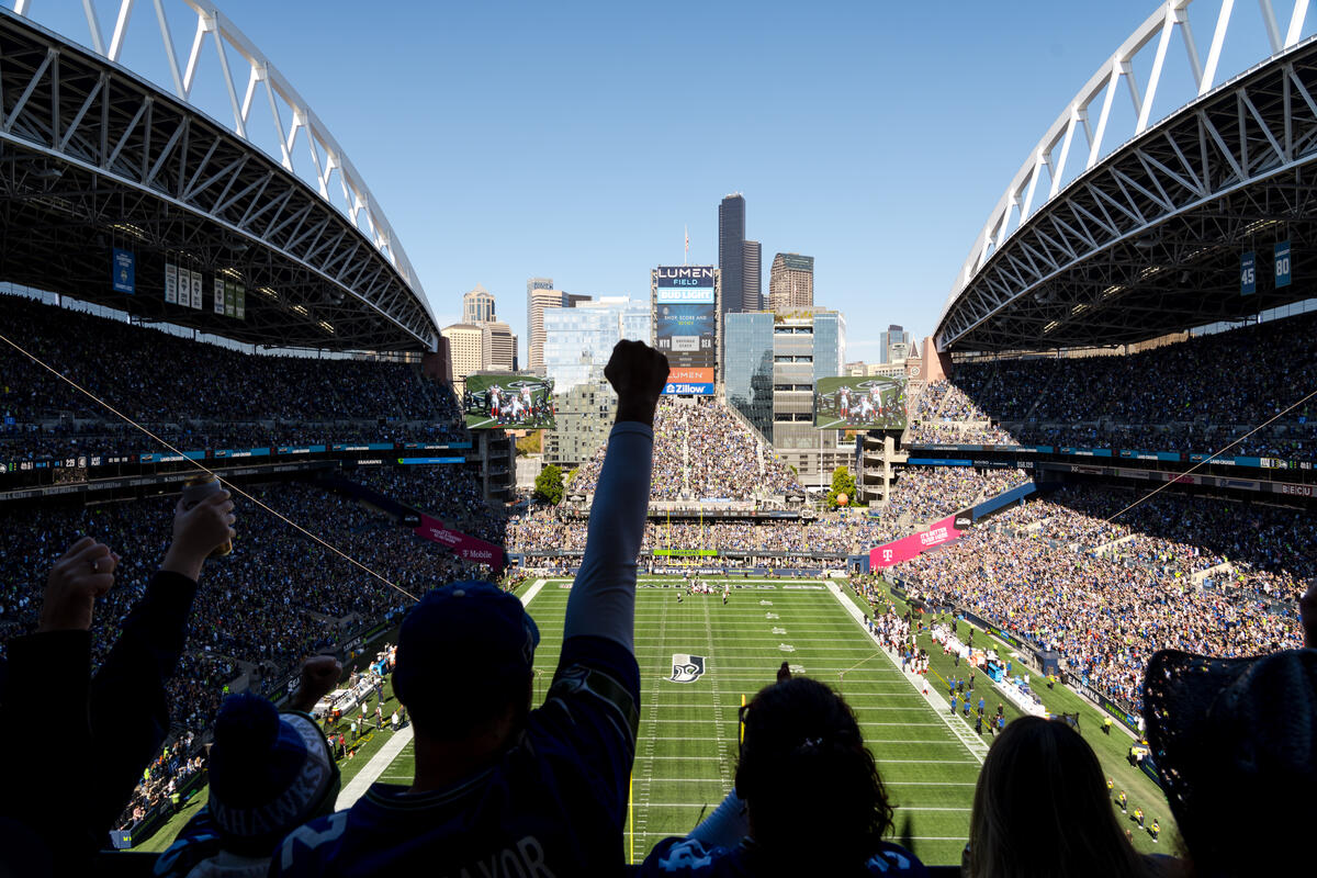 Earn Delta Miles for Seahawks Passing Yards in 2026